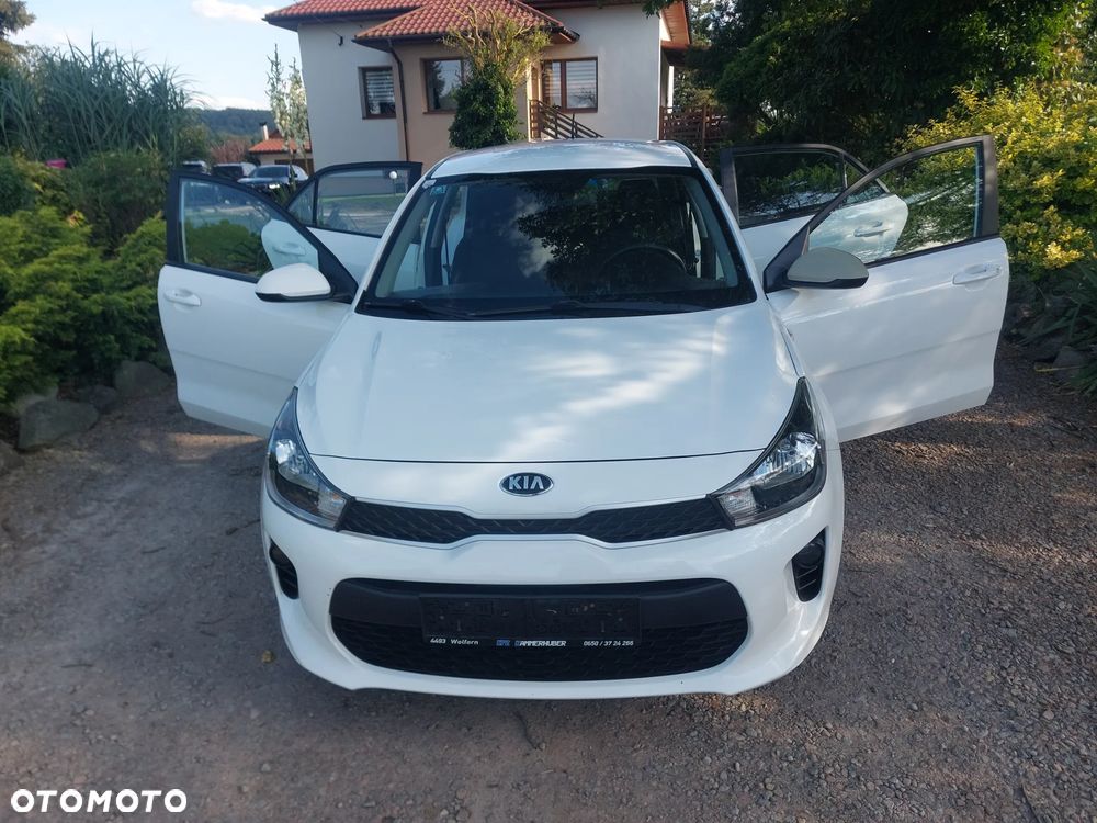 Kia Rio - 14