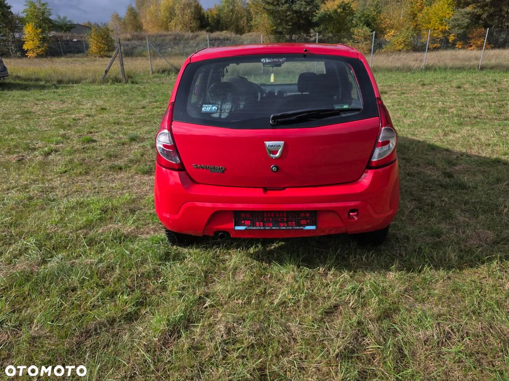Dacia Sandero 1.2 16V Laureate II - 4