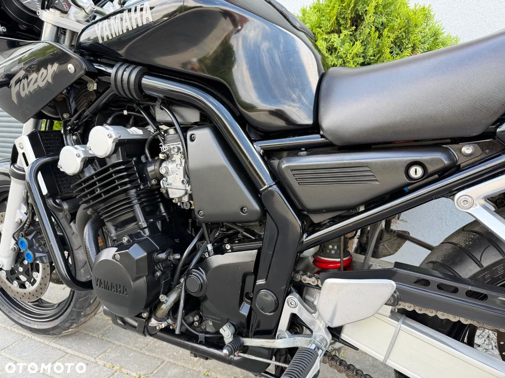 Yamaha FZS - 34