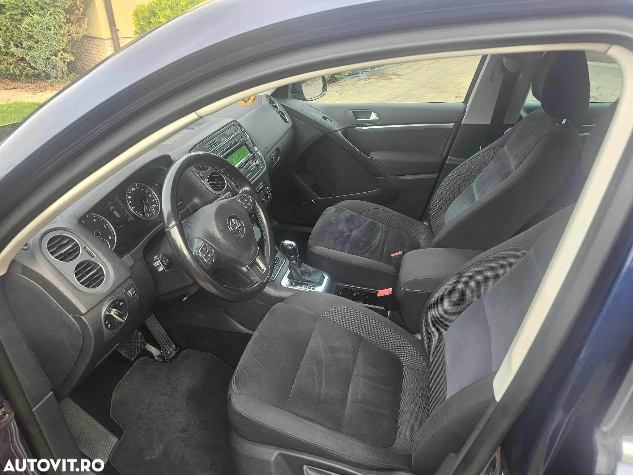 Volkswagen Tiguan 2.0 TDI 4Motion DSG Sport & Style - 17
