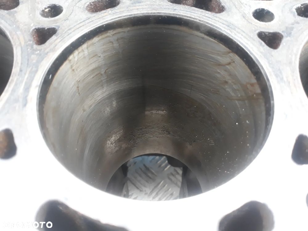 BLOK SILNIKA FORD TRANSIT MK7 2,2 HDI - 5