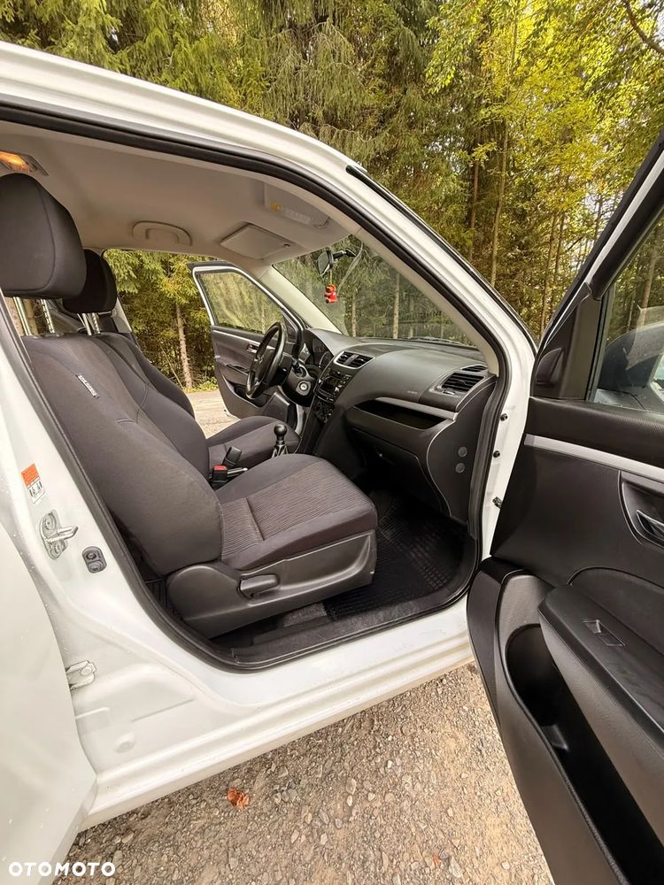 Suzuki Swift - 18