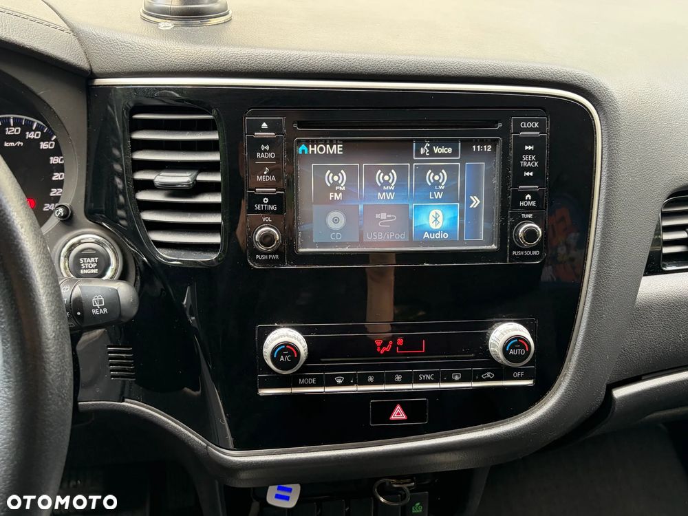 Mitsubishi Outlander 2.0 Intense 4WD CVT - 17