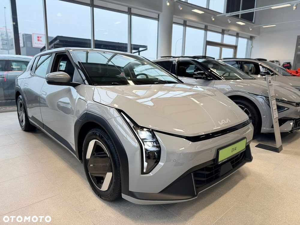 Kia EV4 - 1