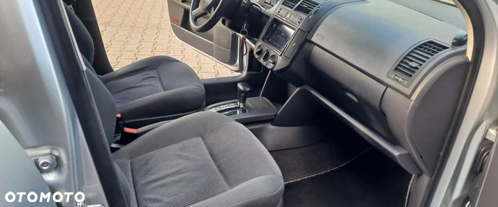 Volkswagen Polo - 29