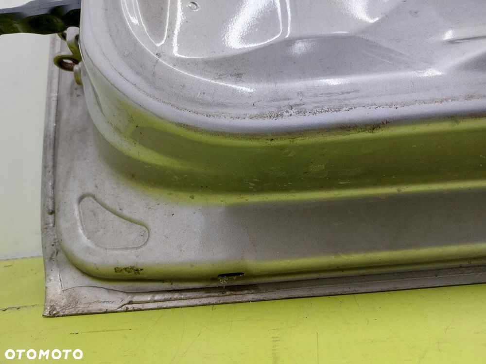 Drzwi przednie prawe przód Skoda Roomster 2006-2010 R NR.LAK: LF8H - 9