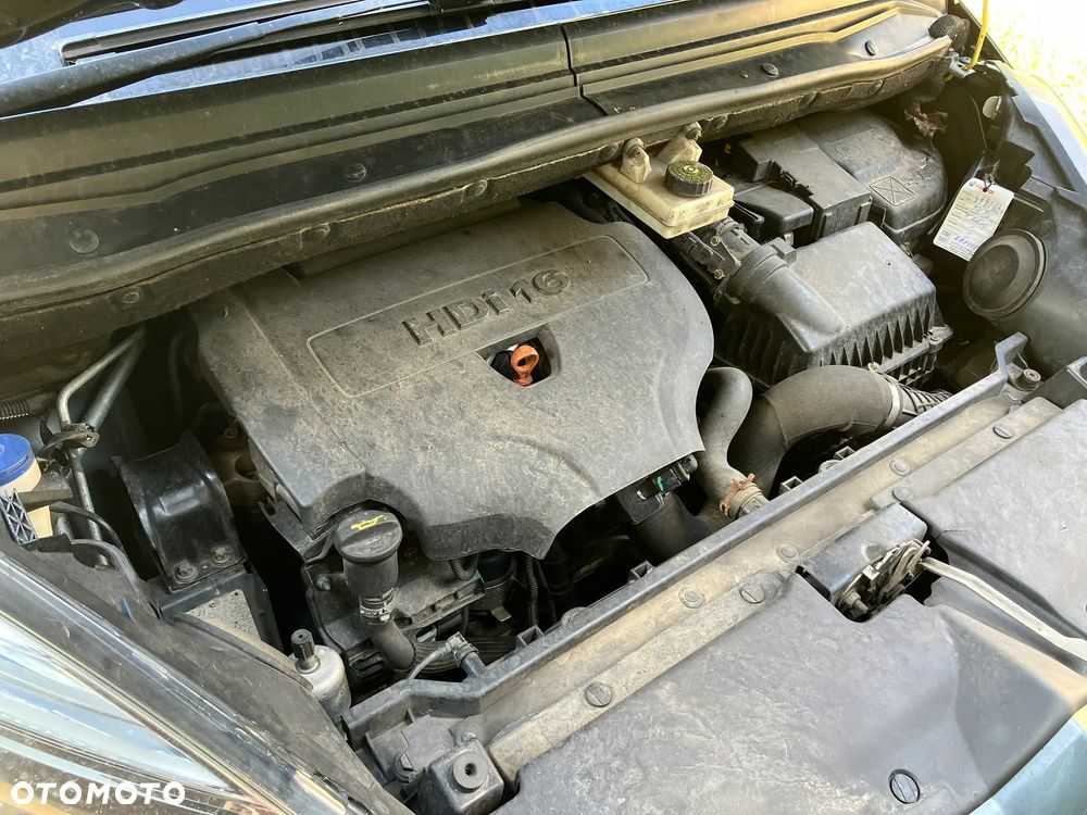 Citroën C4 Picasso 2.0 HDi FAP Exclusive - 24