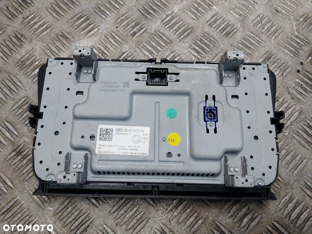 RADIO ODTWARZACZ  SKODA OCTAVIA III LIFT 5E0919605N - 3