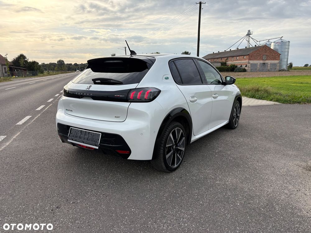 Peugeot 208 GT - 3