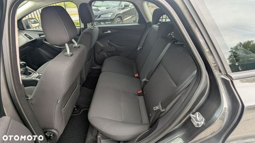 Ford Focus - 14