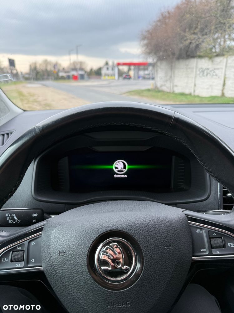 Skoda Karoq 2.0 TDI SCR 4x4 Style DSG - 15