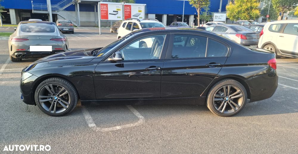 BMW Seria 3 320d xDrive AT - 7