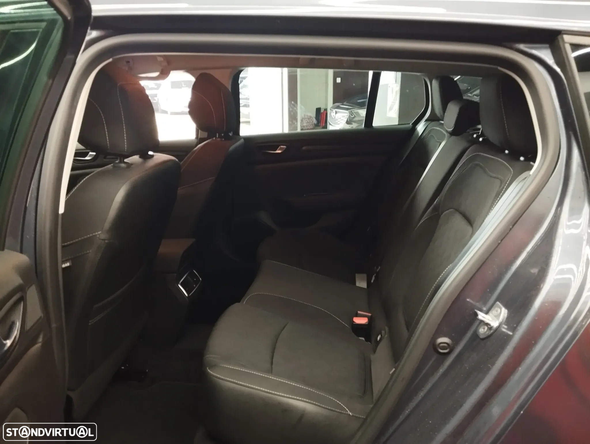 Renault Mégane Sport Tourer 1.5 Blue dCi Limited - 13