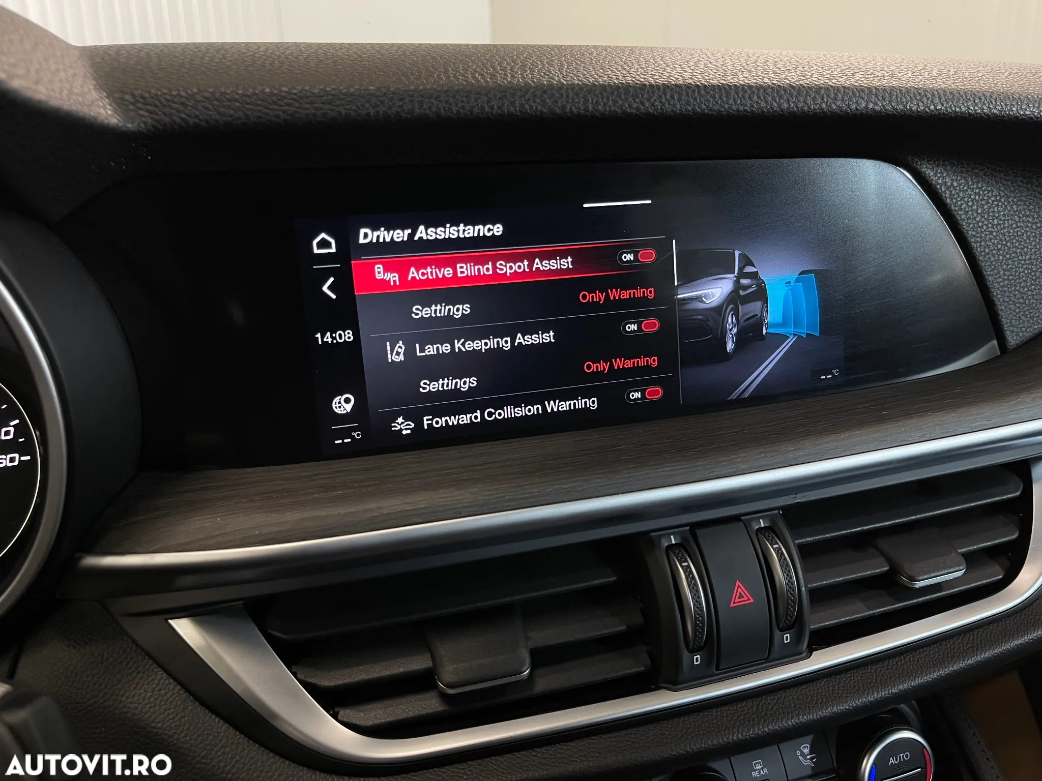 Alfa Romeo Stelvio 2.0 Turbo 16V AT8-Q4 Ti - 16