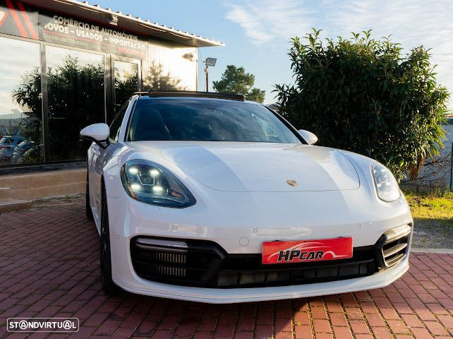 Porsche Panamera Sport Turismo - 3