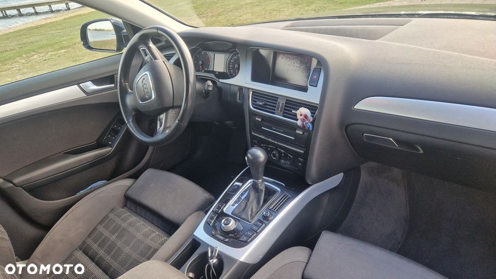 Audi A4 Avant 2.0 TDI DPF multitronic Ambition - 8