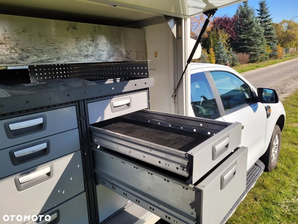 Ford Ranger XLT - 28