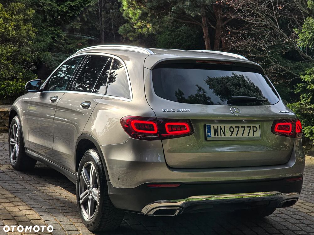 Mercedes-Benz GLC 300 4Matic 9G-TRONIC - 5
