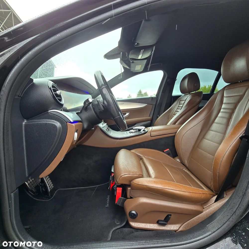 Mercedes-Benz Klasa E 220 d 9G-TRONIC AMG Line - 29
