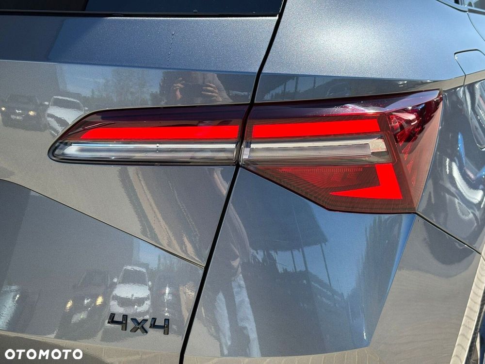 Skoda Karoq 2.0 TSI 4x4 Sportline DSG - 18