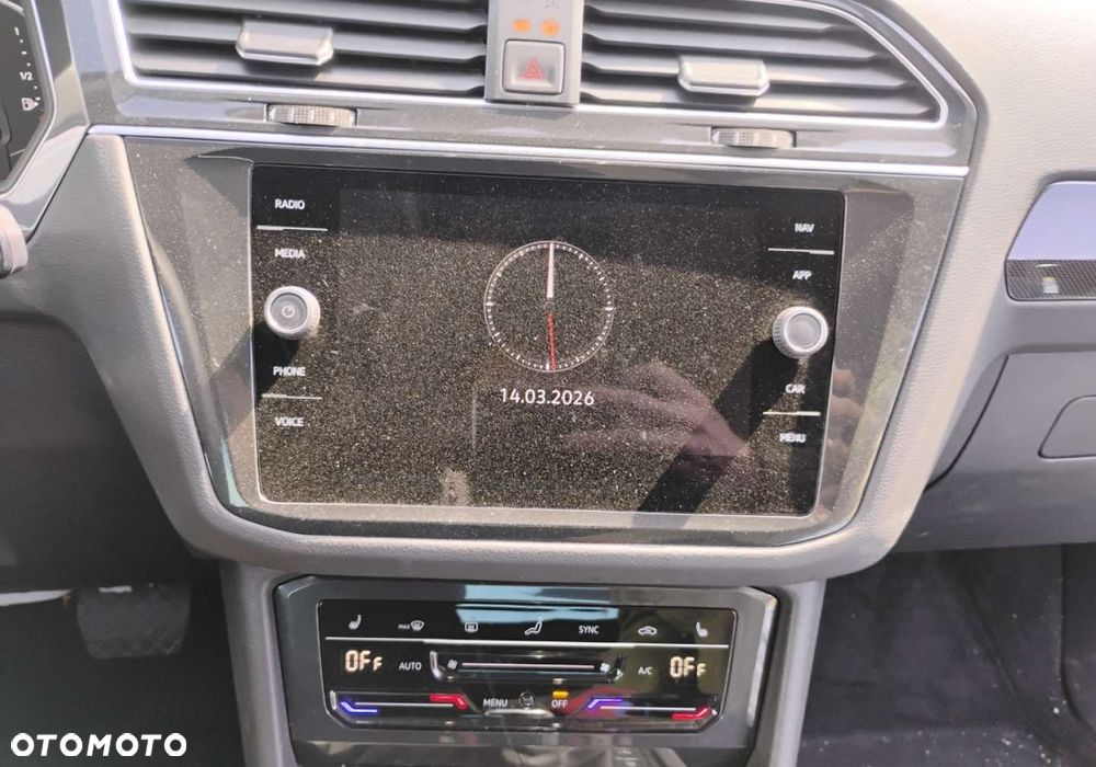 Volkswagen Tiguan - 15