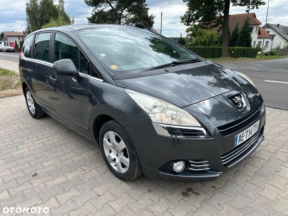 Peugeot 5008 - 1