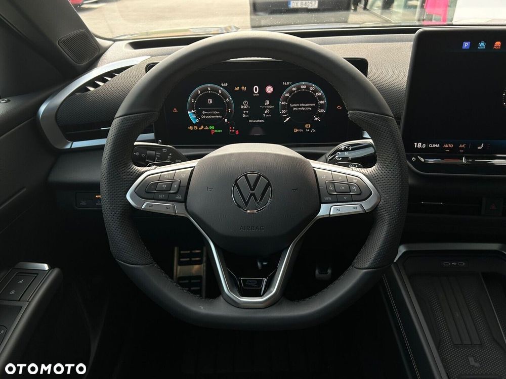 Volkswagen T-Roc - 14