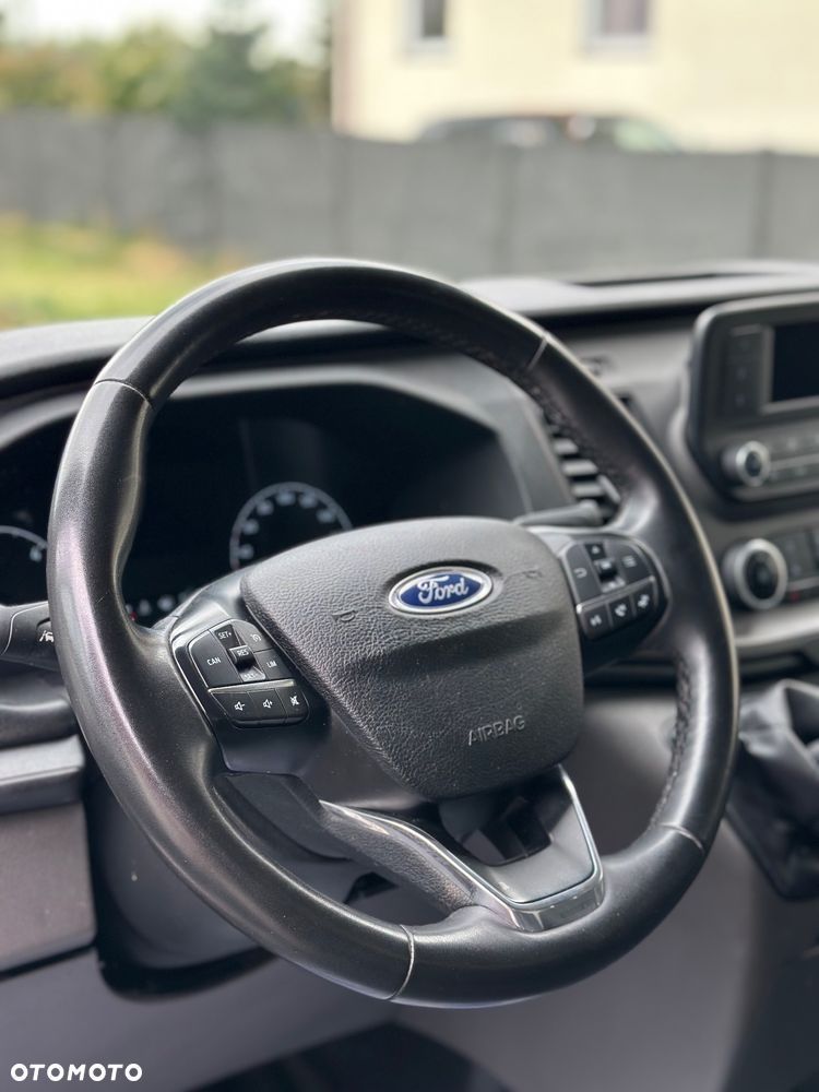 Ford Transit - 17