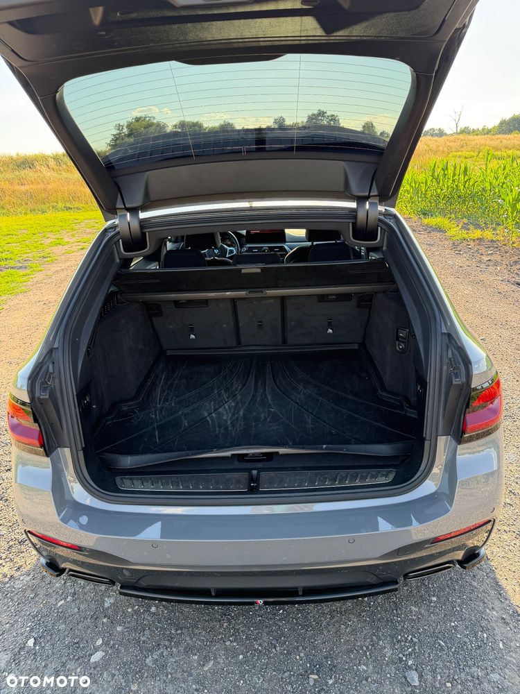 BMW Seria 5 520d xDrive mHEV M Sport sport - 24