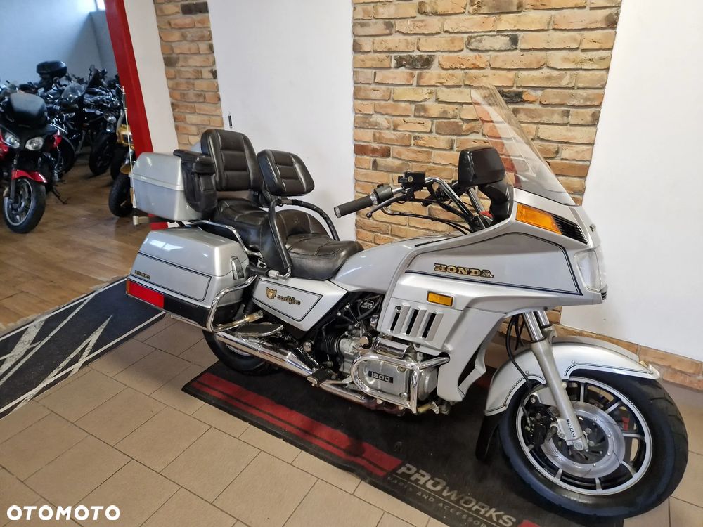 Honda GL - 3