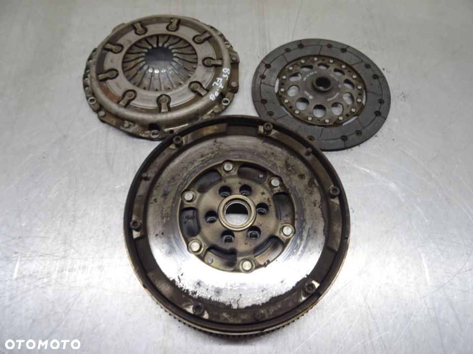 VW PASSAT B5 LIFT 2.0B SPRZĘGŁO KOŁO DWUMASOWE TARCZA DOCISK - 1