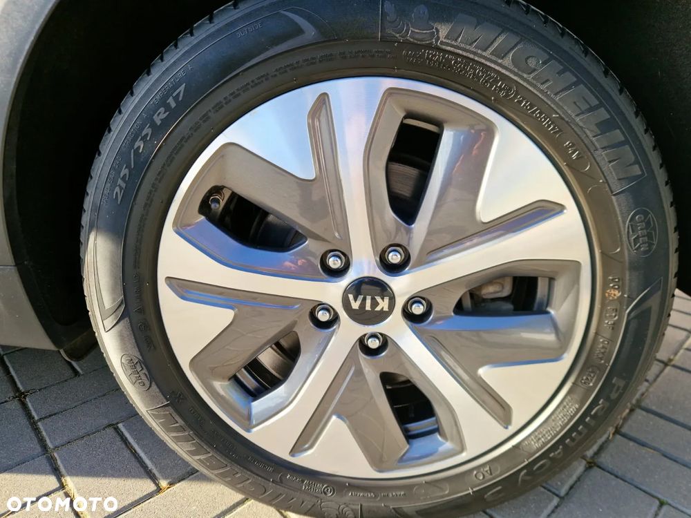 Kia Niro e-Niro 64kWh L - 24