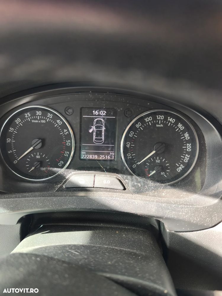 Skoda RAPID - 6