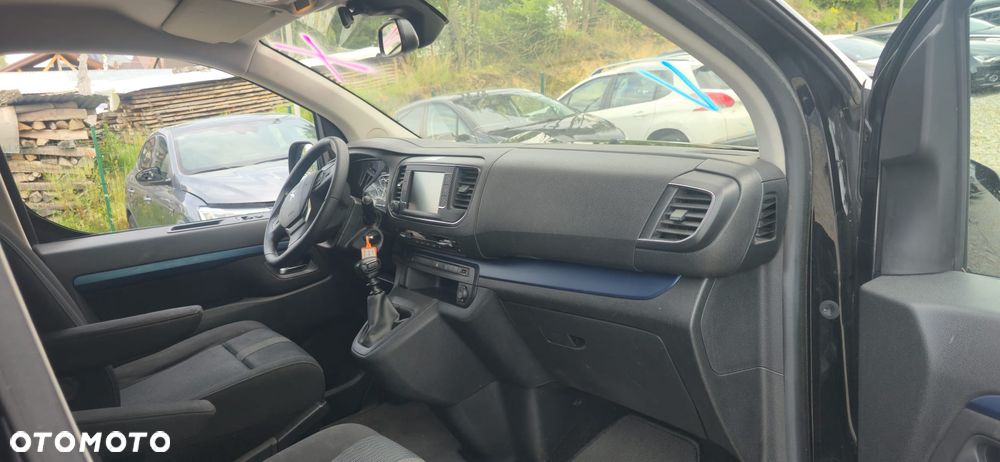 Peugeot Traveller L2 2.0 Business - 38