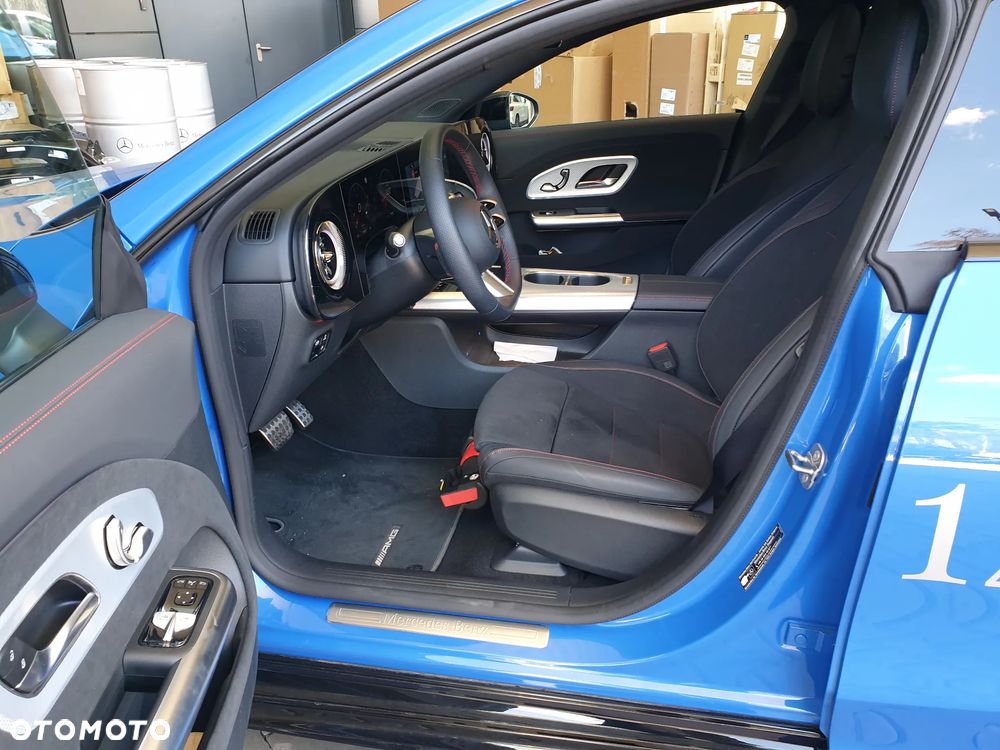 Mercedes-Benz CLA 200 mHEV 8G-DCT - 14