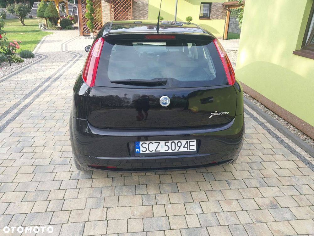 Fiat Grande Punto - 12