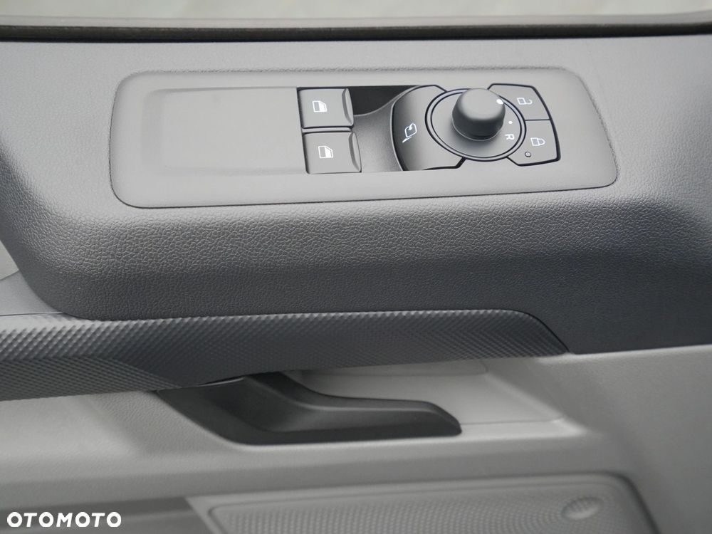 Ford Transit Custom Kombi 320 L2H1 Trend M1 - 17