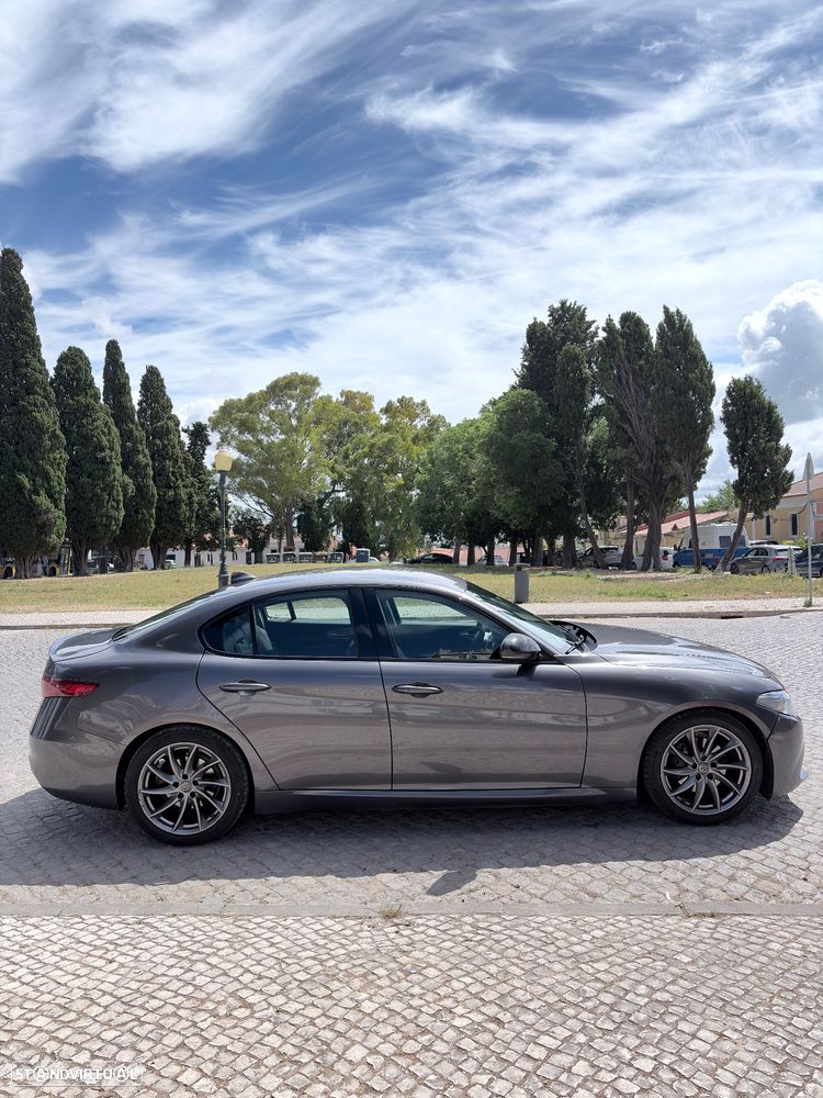 Alfa Romeo Giulia 2.2 D Super AT8 - 8