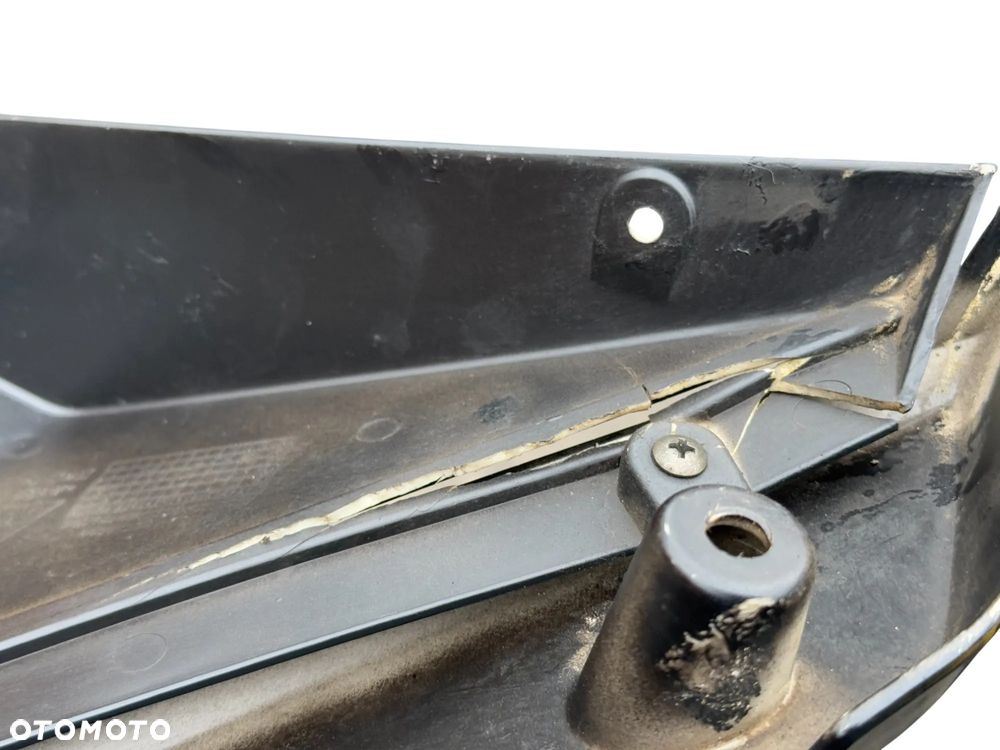 Boczek przód L  Yamasaki R-Stunt 50-125 - 7