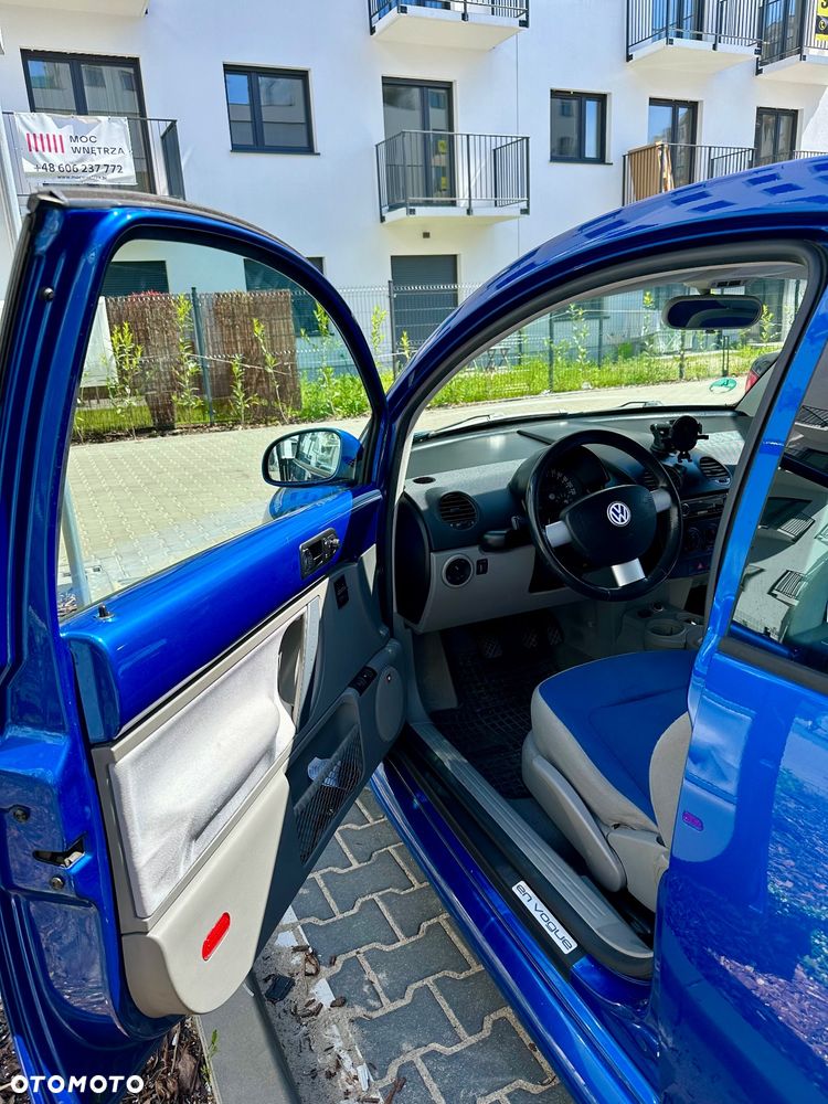 Volkswagen New Beetle 2.0 - 9