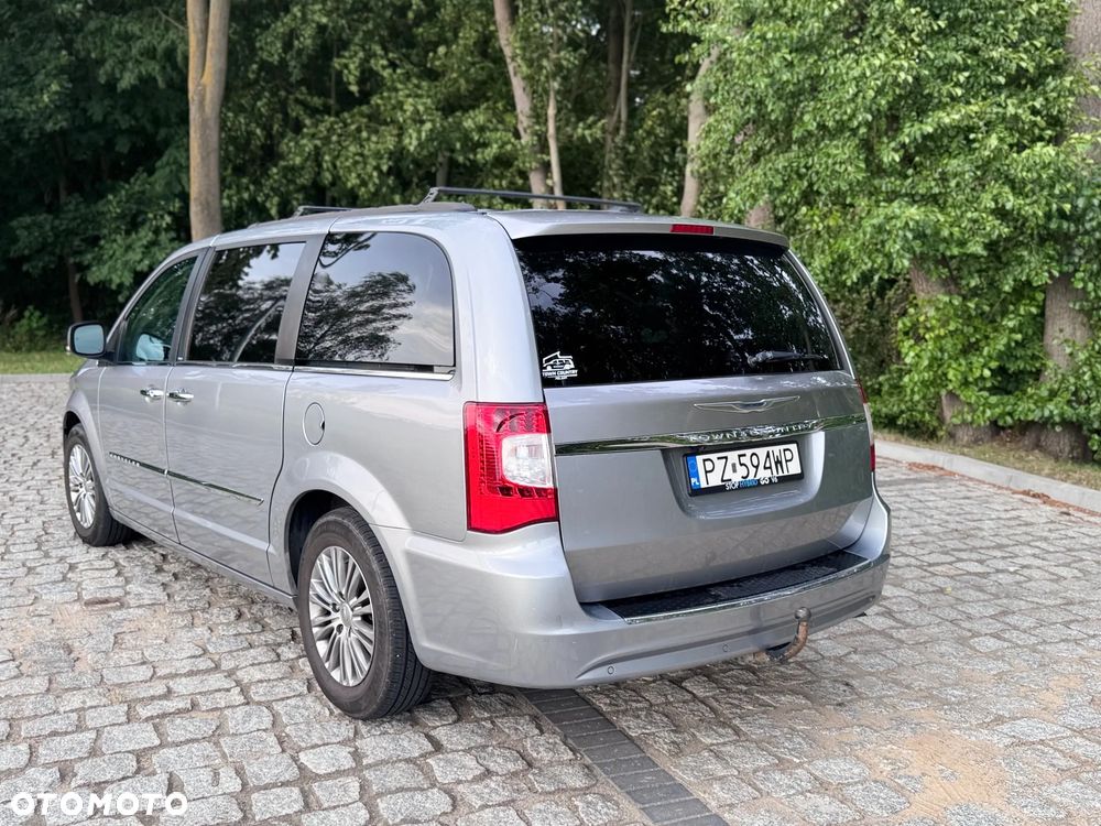 Chrysler Town & Country 3.6 Touring - 3