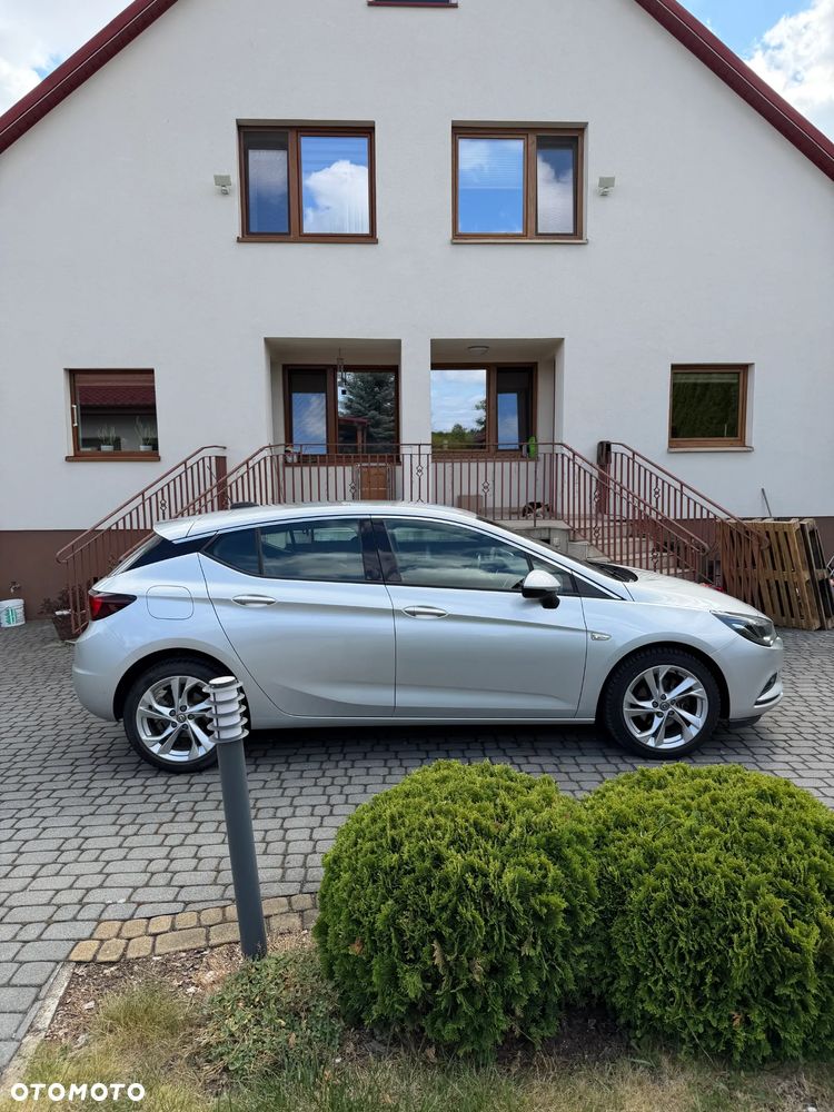 Opel Astra 1.6 CDTI Dynamic - 2