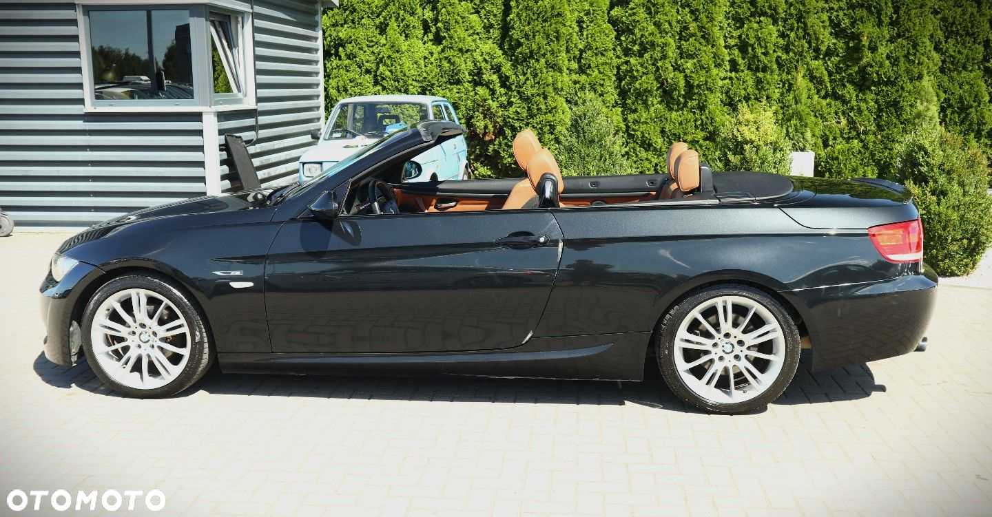 BMW Seria 3 320i Cabrio - 4