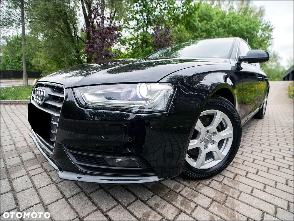 Audi A4 Limousine - 10