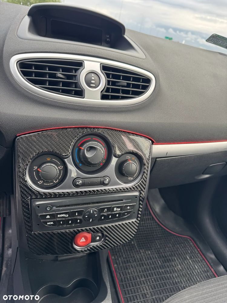 Renault Clio 1.2 16V Authentique - 9