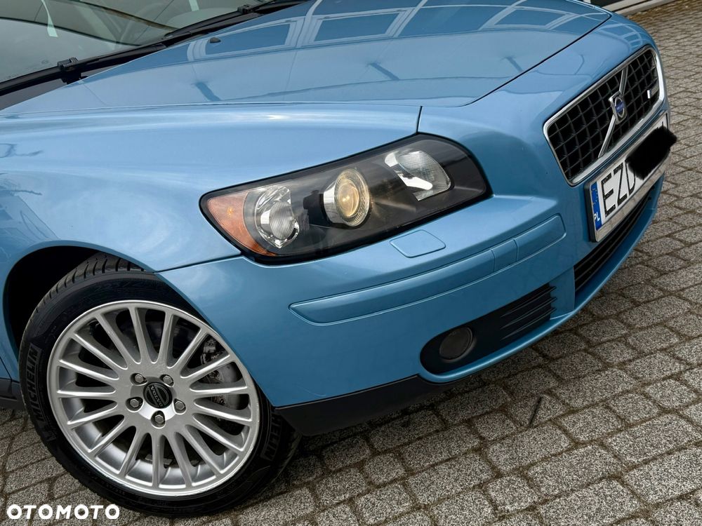 Volvo S40 2.4 - 34