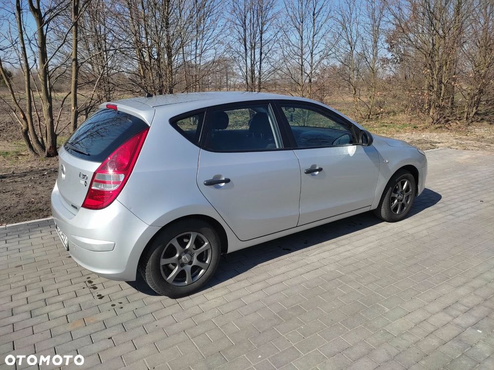 Hyundai i30 1.6 CRDi Classic - 3