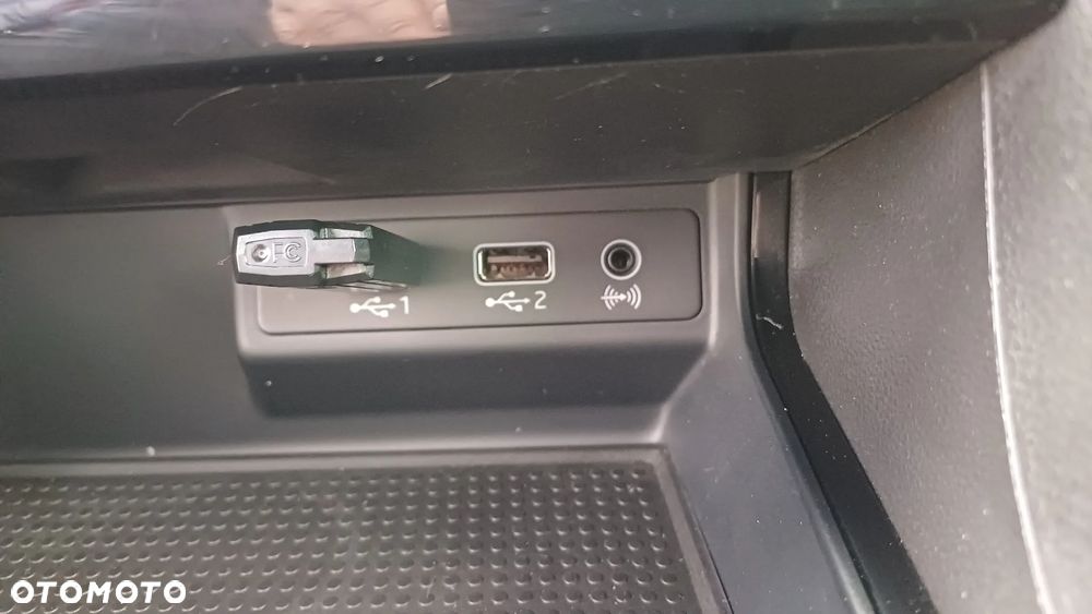 Seat Leon 2.0 TDI DPF Ecomotive FR - 31