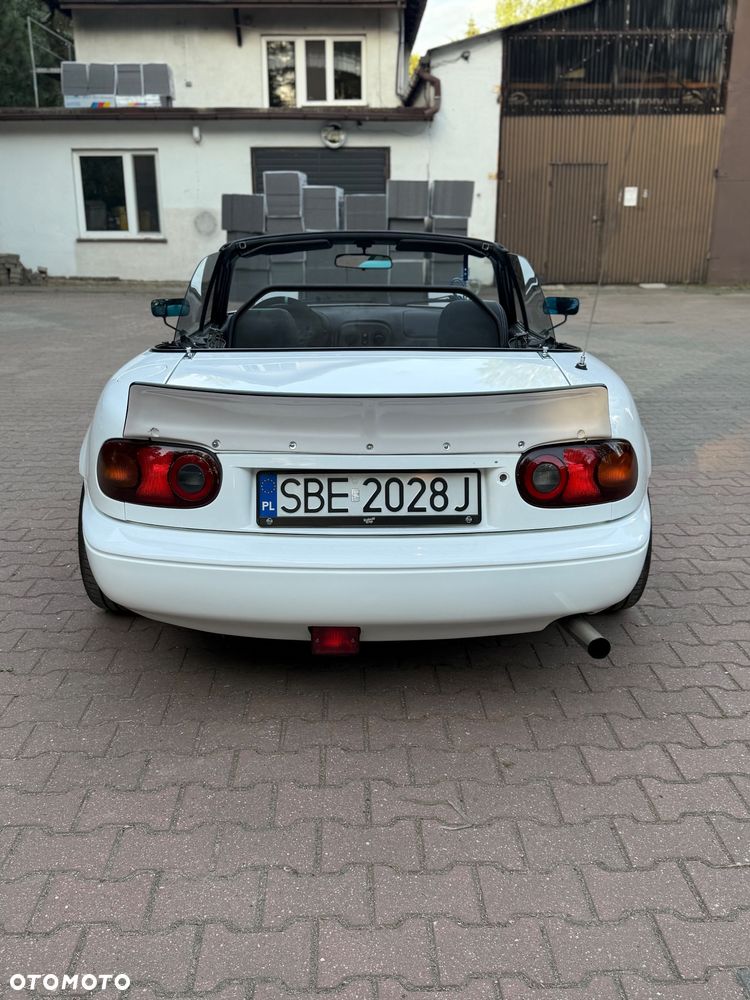 Mazda MX-5 1.6 - 8