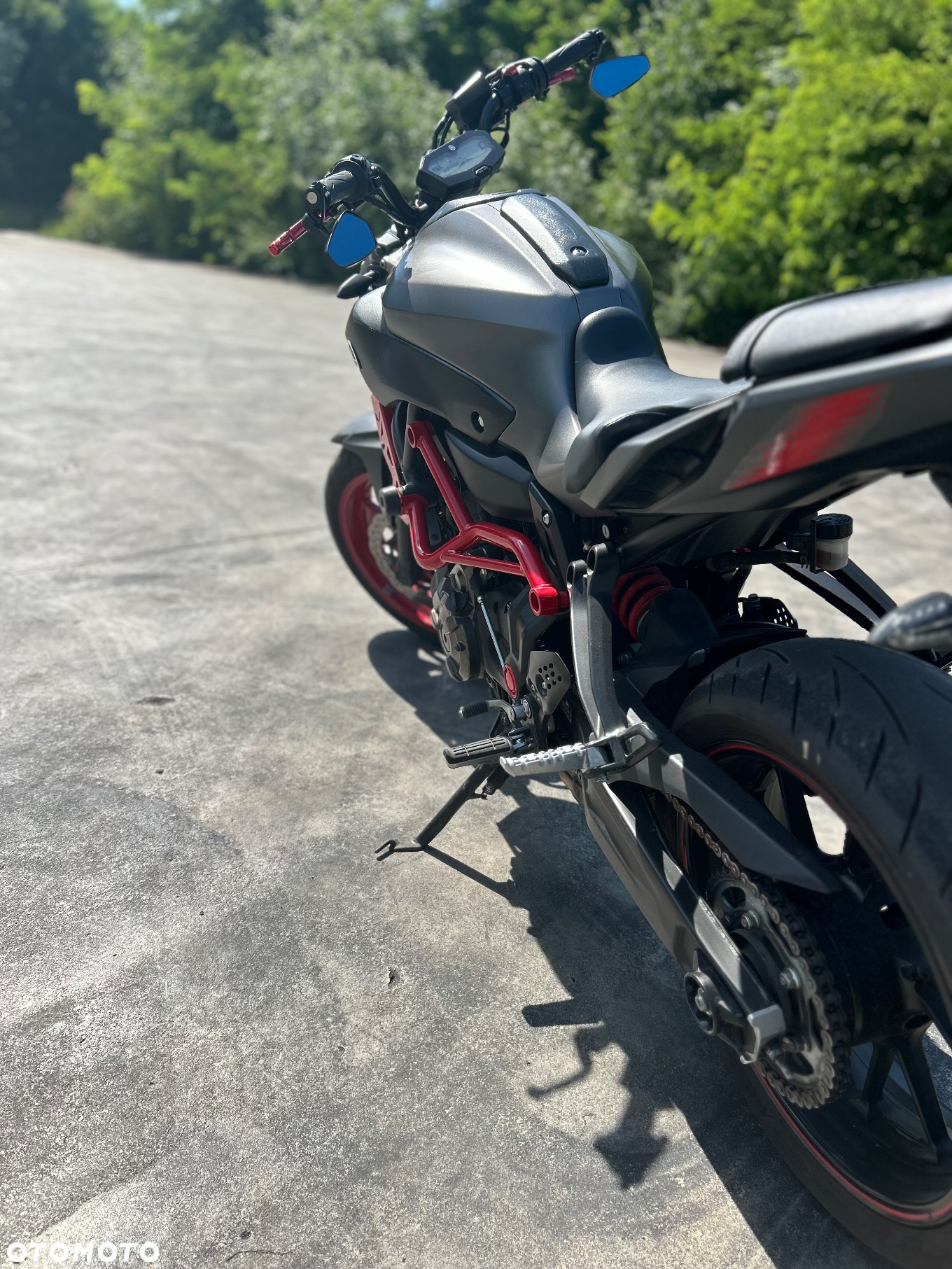 Yamaha MT - 2